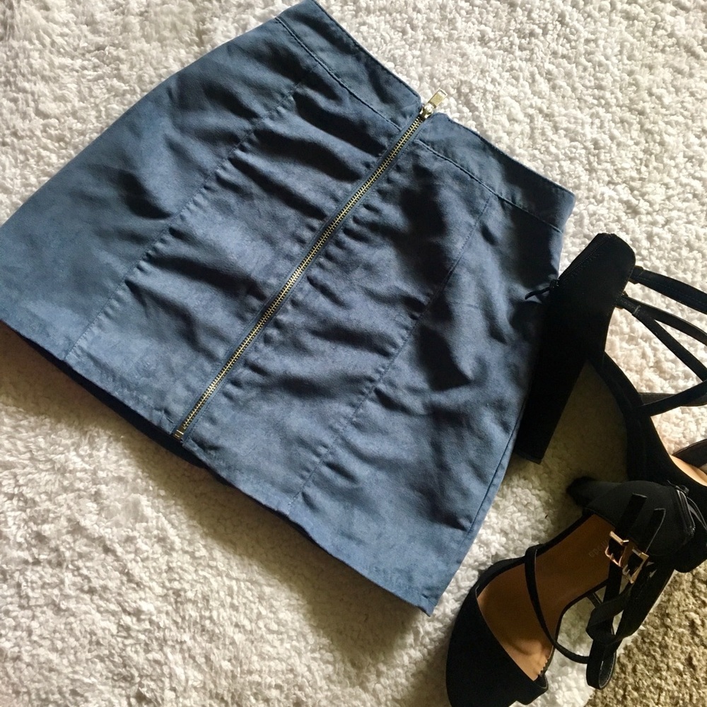 H&M blue suede mini skirt